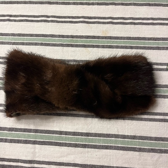Vintage Zamir fur collar - Picture 2 of 4
